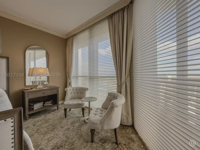 2-bedroom condo for rent in Aventura - 2000 Island Blvd 2503 - MondialRealty