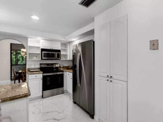 3-bedroom home for rent in Boca Raton - 7865 La Mirada Drive - MondialRealty