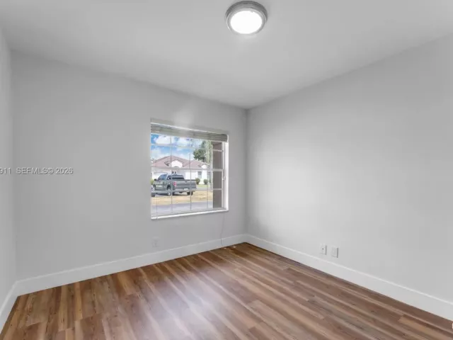3-bedroom home for rent in Miami - 8113 SW 157 CT - MondialRealty