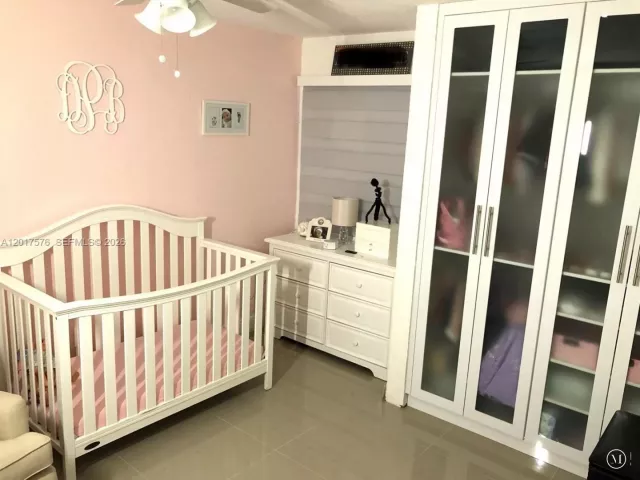 3-bedroom home for sale in Miami - 15481 SW 155th Ter - MondialRealty