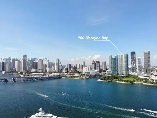 1-bedroom condo for sale in Miami - 900 Biscayne Blvd 3803 - MondialRealty