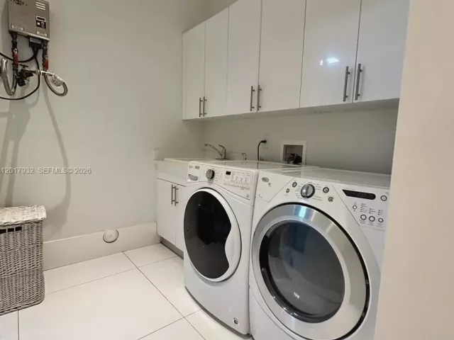 5-bedroom home for rent in Doral - 6801 NW 113th Ct - MondialRealty