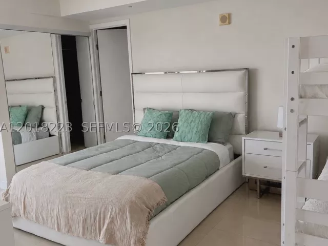 2-bedroom condo for rent in Sunny Isles Beach - 17201 Collins Ave 506 - MondialRealty