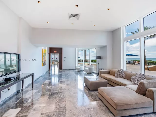 2-bedroom condo for rent in Sunny Isles Beach - 17201 Collins Ave 506 - MondialRealty