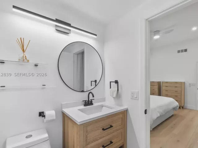 3-bedroom home for sale in Aventura - 21216 Harbor Way 158-15 - MondialRealty