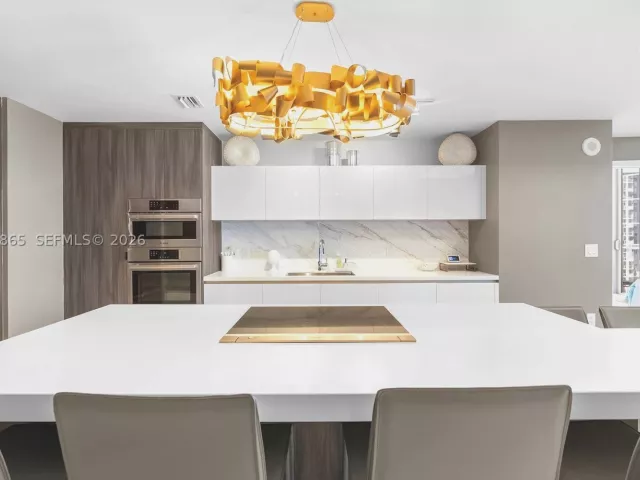 3-bedroom condo for sale in Miami - 851 NE 1st Ave 3711 - MondialRealty