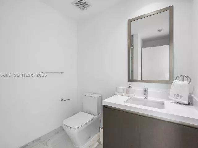 3-bedroom condo for sale in Miami - 851 NE 1st Ave 3711 - MondialRealty