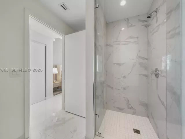 3-bedroom condo for sale in Miami - 851 NE 1st Ave 3711 - MondialRealty