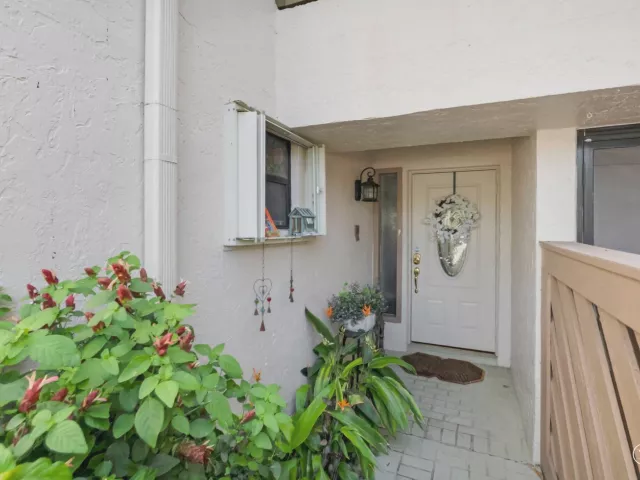 3-bedroom home for rent in Boca Raton - 22922 Ironwedge Drive - MondialRealty