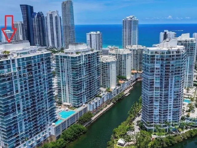3-bedroom condo for rent in Sunny Isles Beach - 330 Sunny Isles Blvd 5-1603 - MondialRealty