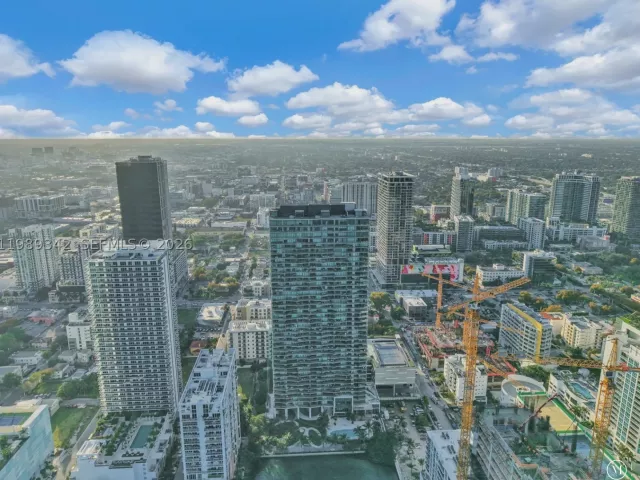 2-bedroom condo for sale in Miami - 460 NE 28th St 601 - MondialRealty