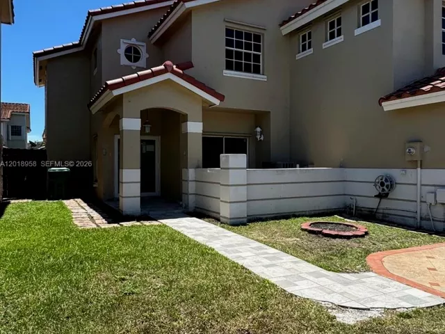 3-bedroom home for rent in Miami - 15428 SW 50th Ter 0 - MondialRealty