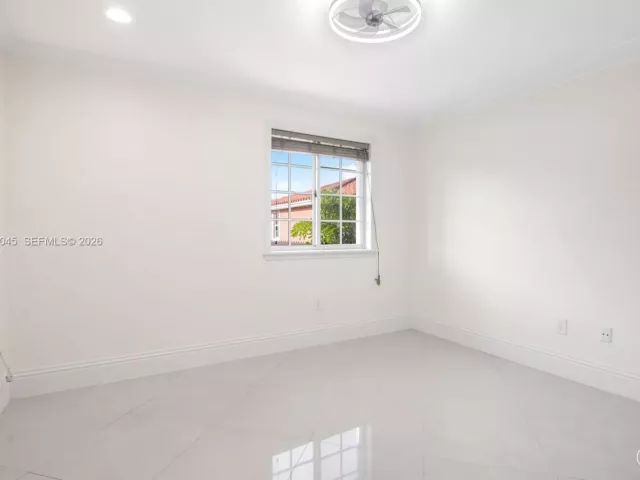 3-bedroom home for rent in Miami - 7773 SW 94TH LANE 0 - MondialRealty