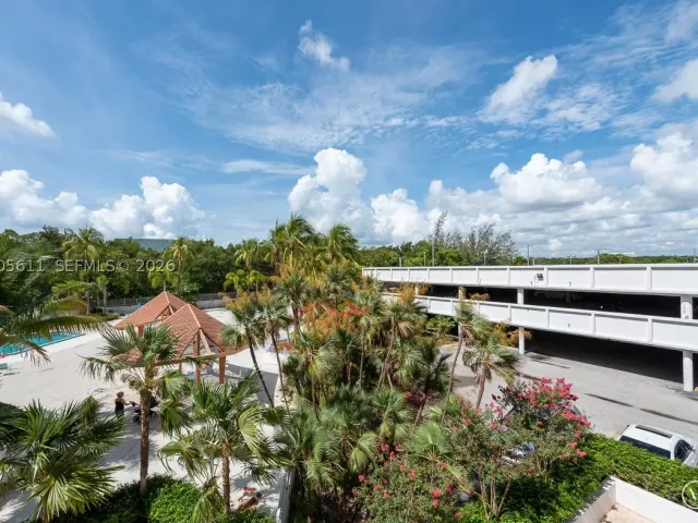 2-bedroom condo for sale in Sunny Isles Beach - 100 NE BAYVIEW DR 226 - MondialRealty
