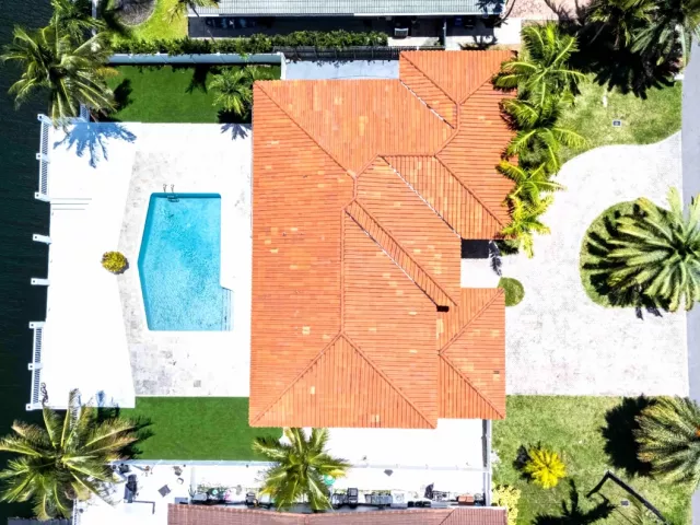 4-bedroom home for sale in North Miami Beach - 3341 NE 170th Street - MondialRealty