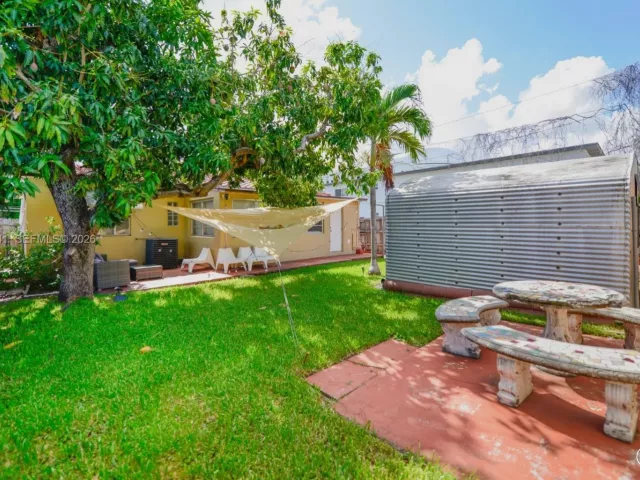 3-bedroom home for rent in Miami - 225 NW 14th Ave 225 - MondialRealty