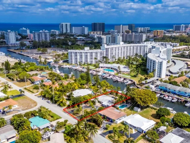 2-bedroom home for sale in Pompano Beach - 2740 NE 16th Street - MondialRealty