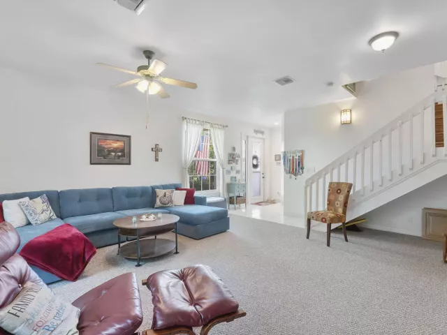 3-bedroom home for sale in Deerfield Beach - 1950 Ne 7th St 105 - MondialRealty