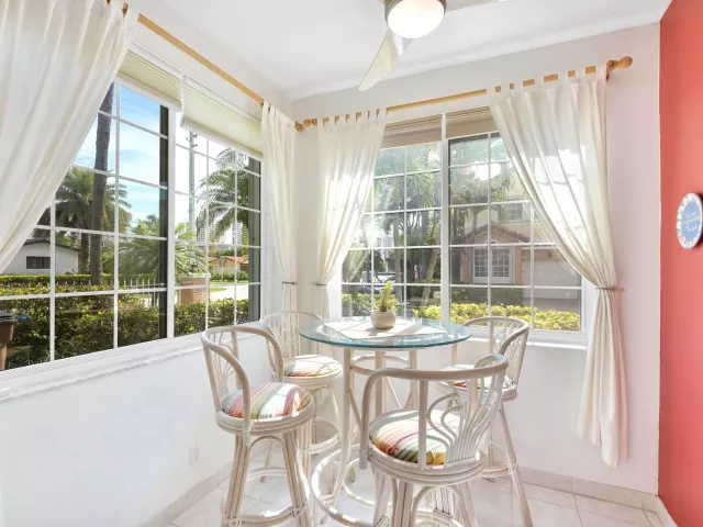 3-bedroom home for sale in Deerfield Beach - 1950 Ne 7th St 105 - MondialRealty