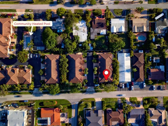 3-bedroom home for sale in Deerfield Beach - 1950 Ne 7th St 105 - MondialRealty