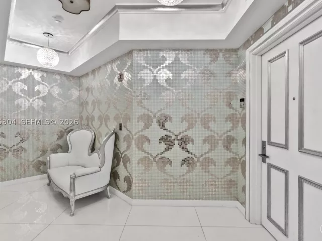 4-bedroom condo for sale in Sunny Isles Beach - 17875 Collins Ave 1101 - MondialRealty