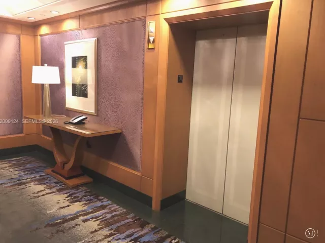 condo for rent in Miami - 1435 Brickell Ave 3505 - MondialRealty