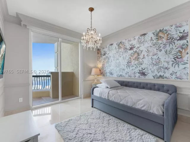 3-bedroom condo for rent in Sunny Isles Beach - 17875 Collins Ave 3002 - MondialRealty