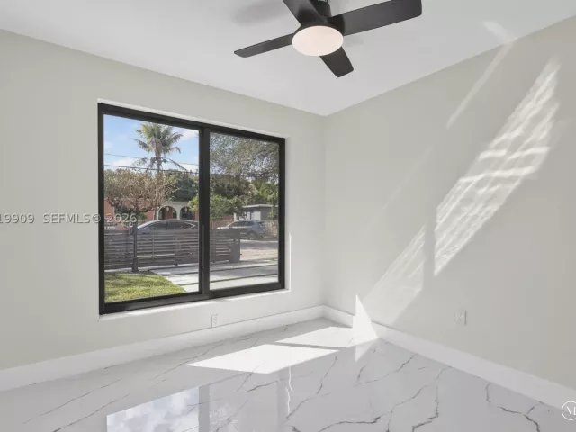 3-bedroom home for sale in Miami - 53 NW 68th St - MondialRealty