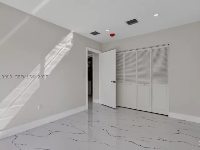 3-bedroom home for sale in Miami - 53 NW 68th St - MondialRealty