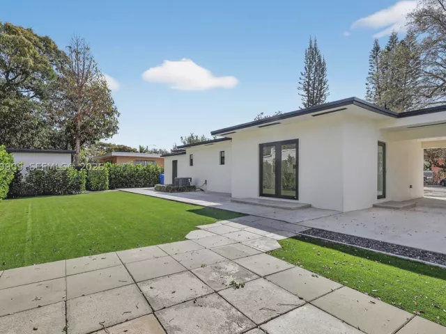 3-bedroom home for sale in Miami - 53 NW 68th St - MondialRealty