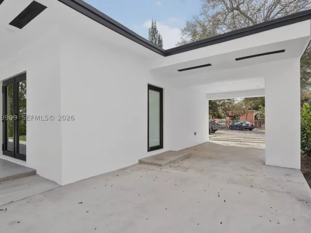 3-bedroom home for sale in Miami - 53 NW 68th St - MondialRealty