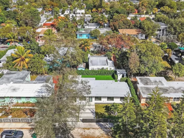 3-bedroom home for sale in Miami - 53 NW 68th St - MondialRealty