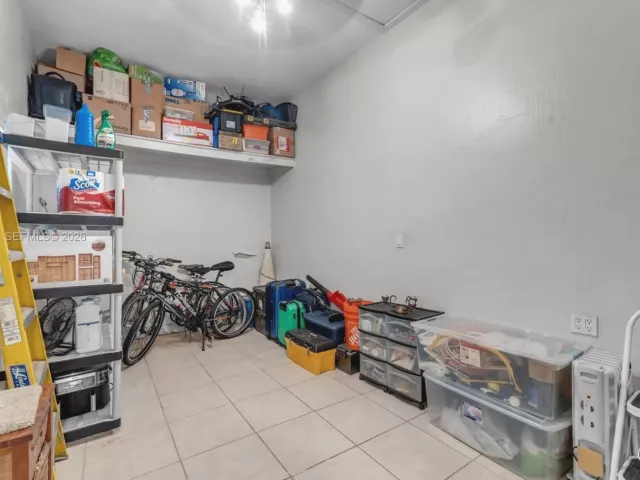 2-bedroom home for sale in Miami - 28 NE 48th St - MondialRealty