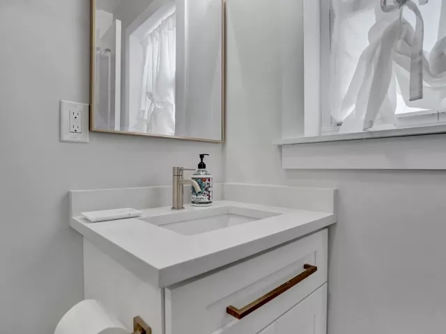 3-bedroom home for sale in Deerfield Beach - 1969 NE 5th Street 1-2 - MondialRealty
