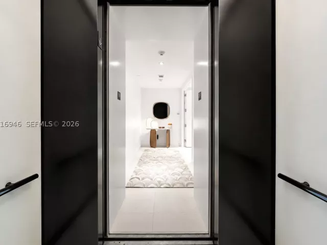 2-bedroom condo for sale in Bal Harbour - 10201 Collins Ave 1806 - MondialRealty
