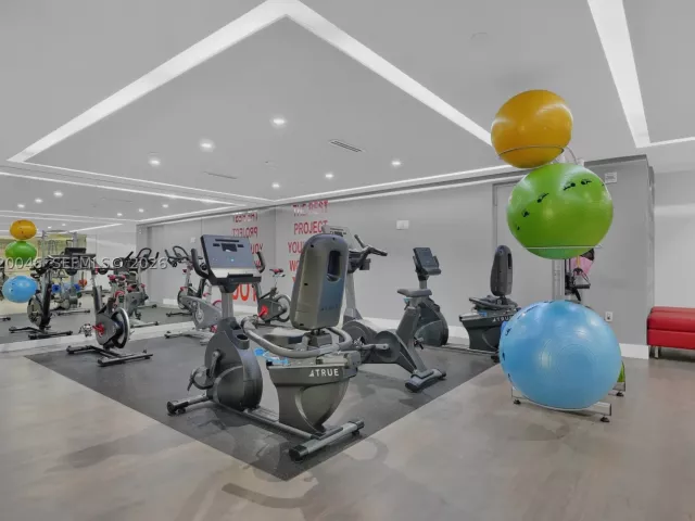 3-bedroom condo for sale in Miami - 901 Brickell Key Blvd 3204 - MondialRealty