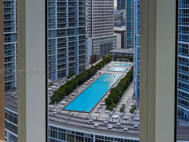 3-bedroom condo for sale in Miami - 901 Brickell Key Blvd 3204 - MondialRealty