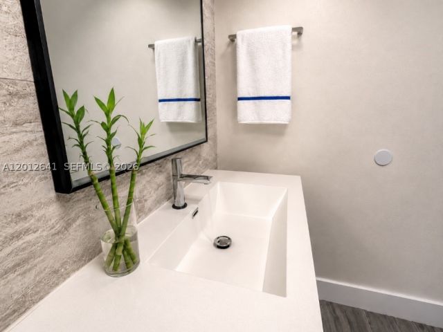 2-bedroom condo for sale in Hallandale Beach - 2030 S Ocean Dr 309 - MondialRealty