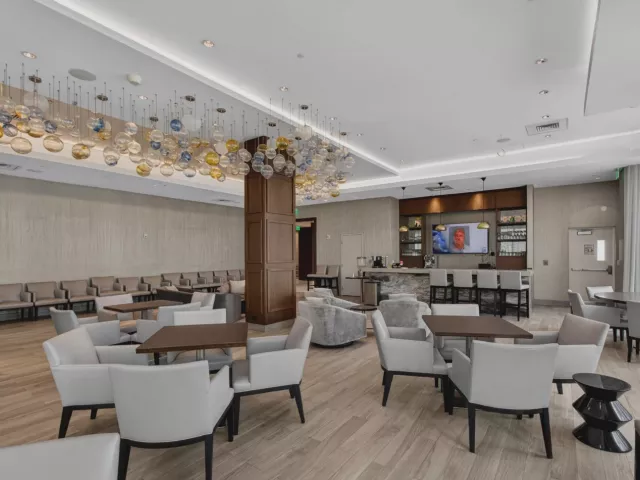 3-bedroom condo for sale in Bal Harbour - 10155 Collins Avenue 1401 - MondialRealty