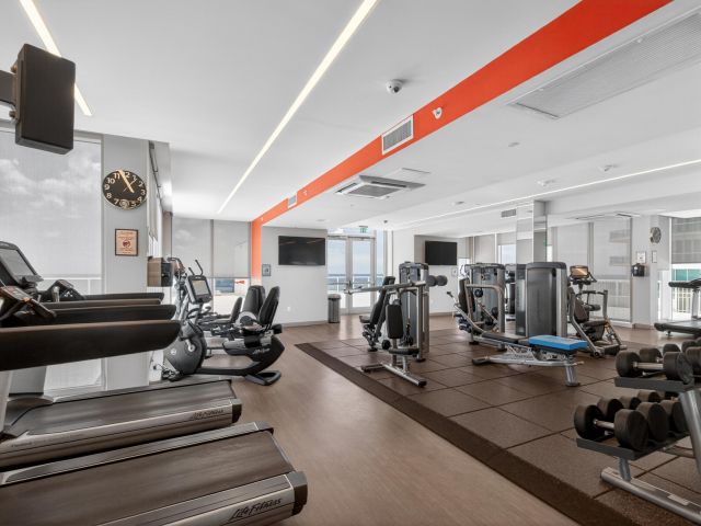 3-bedroom condo for sale in Bal Harbour - 10155 Collins Avenue 1401 - MondialRealty
