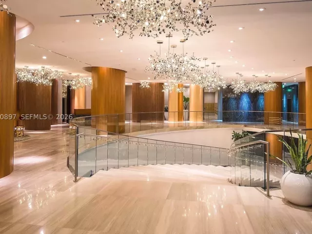 1-bedroom condo for sale in Miami - 488 NE 18th St 1205 - MondialRealty