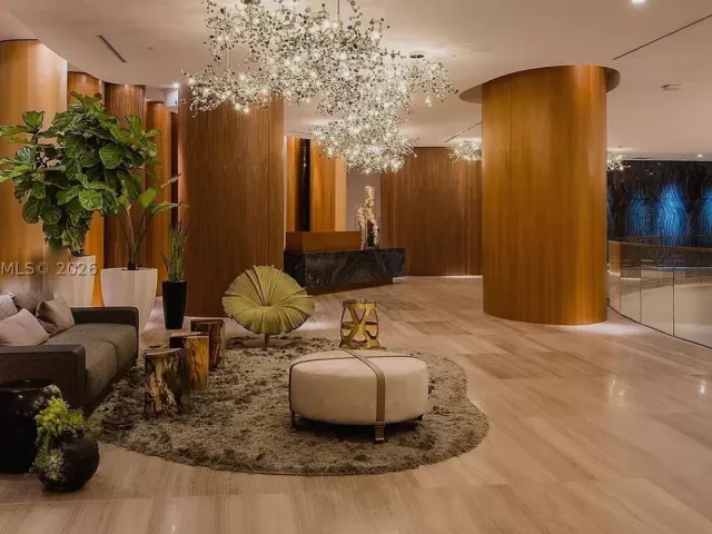 1-bedroom condo for sale in Miami - 488 NE 18th St 1205 - MondialRealty