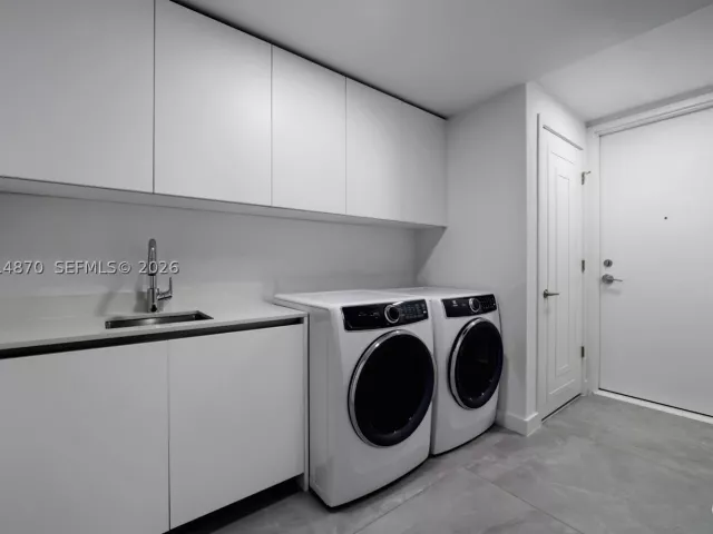 4-bedroom condo for sale in Pompano Beach - 900 N Ocean Blvd 1903 - MondialRealty