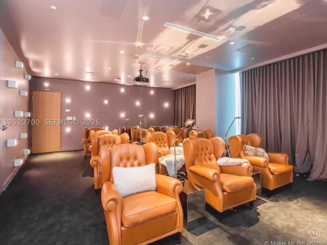 3-bedroom condo for sale in Miami - 1300 S Miami Ave 1405 - MondialRealty
