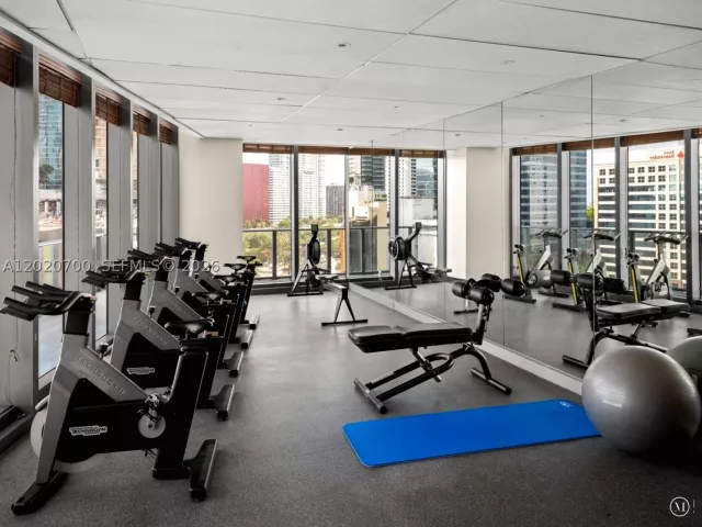 3-bedroom condo for sale in Miami - 1300 S Miami Ave 1405 - MondialRealty