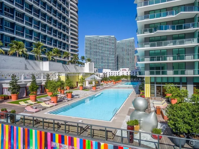 3-bedroom condo for sale in Miami - 1300 S Miami Ave 1405 - MondialRealty