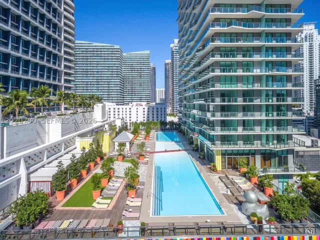 3-bedroom condo for sale in Miami - 1300 S Miami Ave 1405 - MondialRealty
