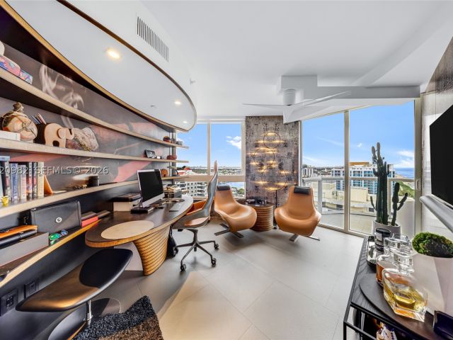 3-bedroom condo for rent in Miami Beach - 6365 Collins Ave 2301 - MondialRealty