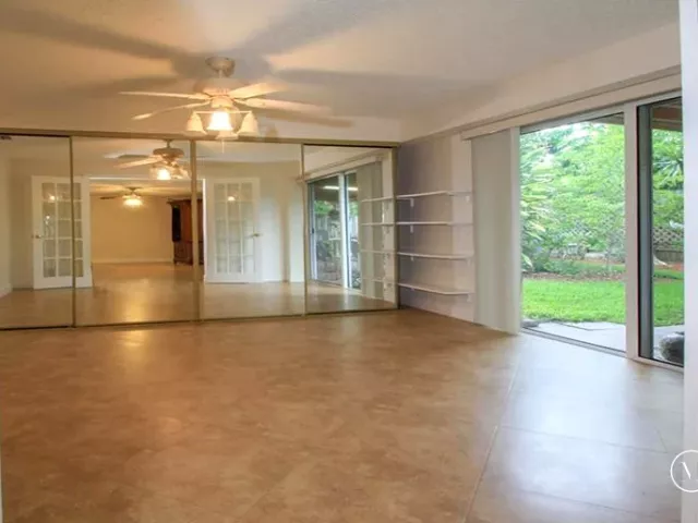 4-bedroom home for rent in Boca Raton - 98 Seminole Lane - MondialRealty