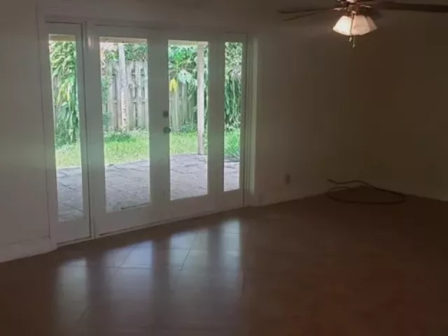 4-bedroom home for rent in Boca Raton - 98 Seminole Lane - MondialRealty